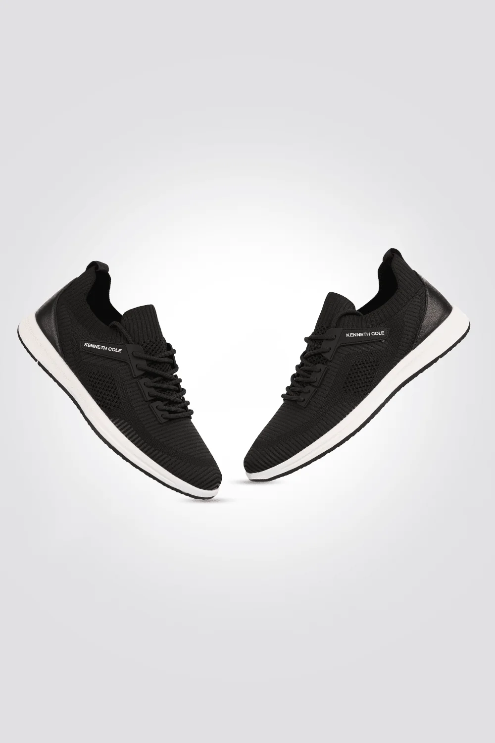 סניקרס STRIPED TRAINER בצבע שחור - Image 2