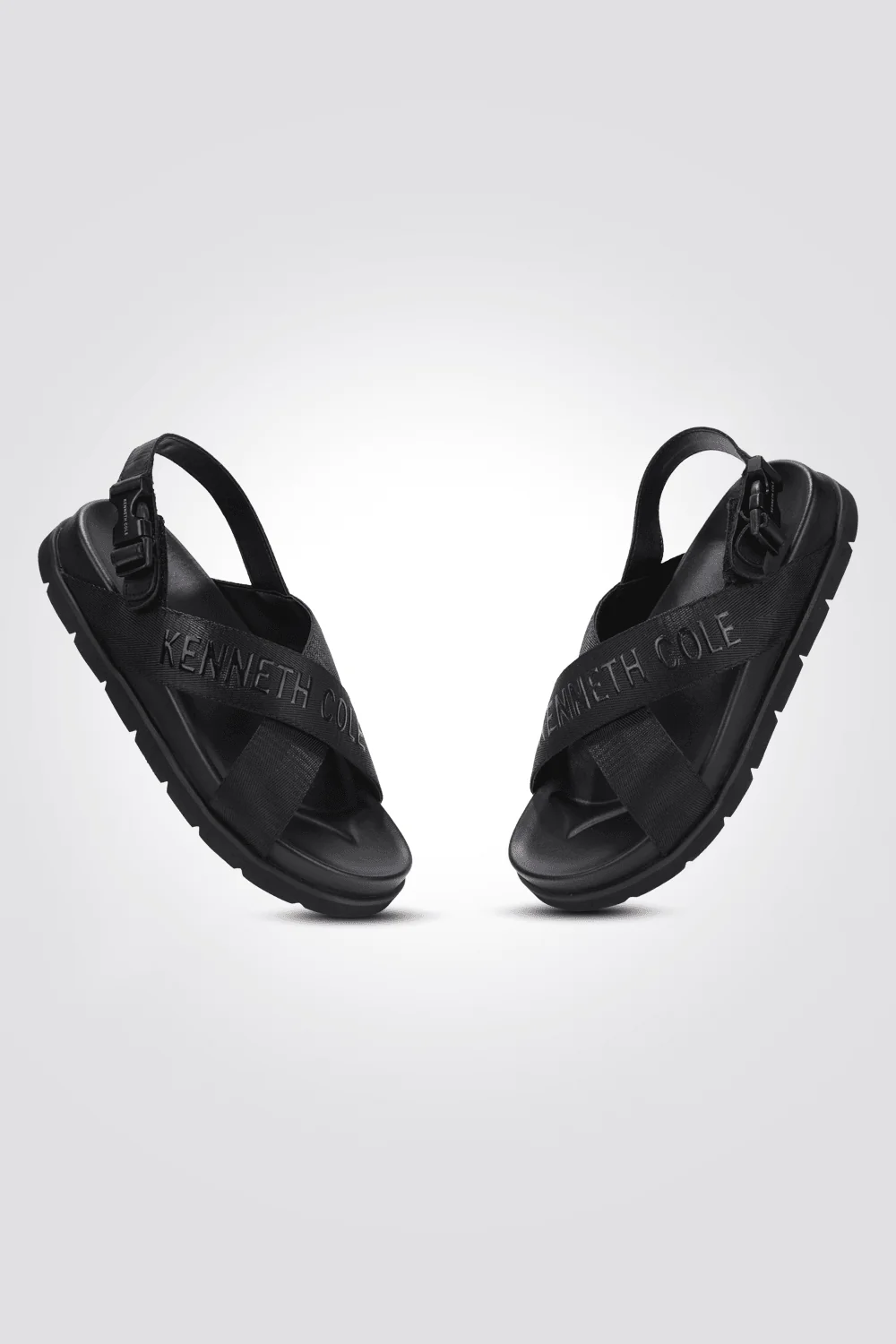 סנדלי FLAT ANKLE STRAP לנשים בצבע שחור - Image 4