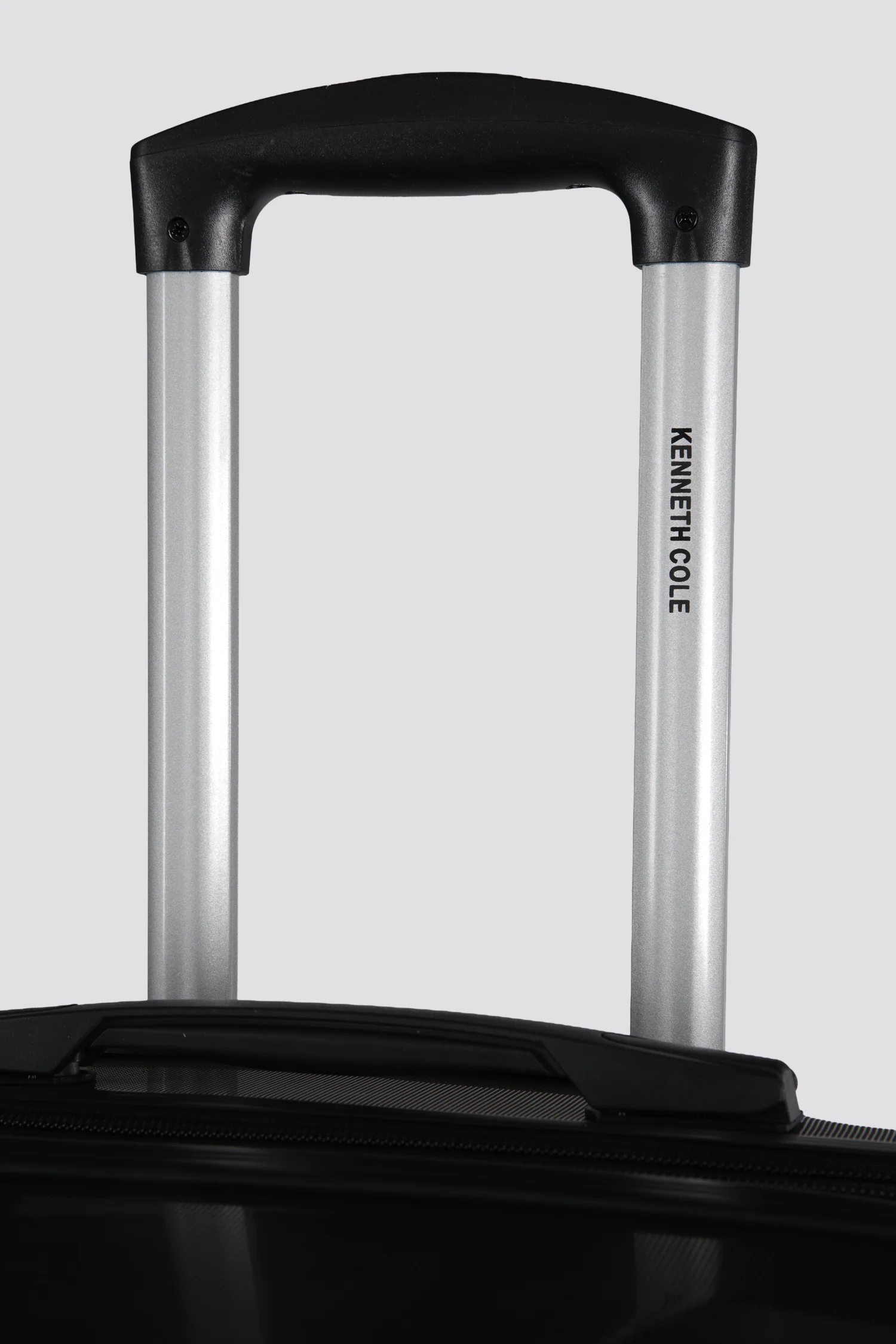 מזוודה קשיחה בינונית 24'' דגם VOYAGE - Image 9